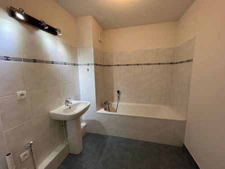 Location appartement 3 pièces 64.7 m² à Strasbourg (67200) - Photo 2