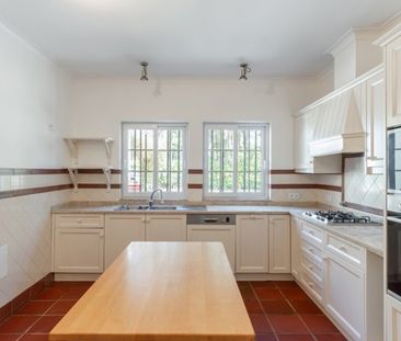 Arrendamento Moradia T5+1 com piscina Quinta da Marinha Norte - Photo 4