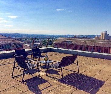 3 bedroom penthouse to rent - Photo 6