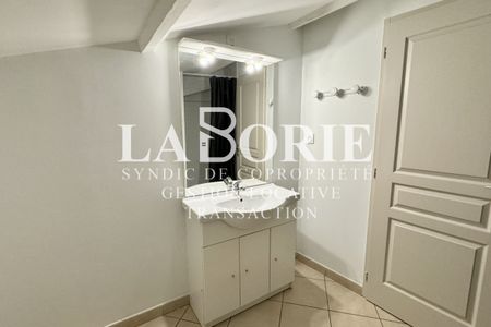 À Entraigues-Sur-La-Sorgue, appartement T2 en location 560 EUR - Photo 4