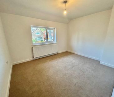 Birkin Avenue, Nottingham, Radcliffe-On-Trent - Photo 3