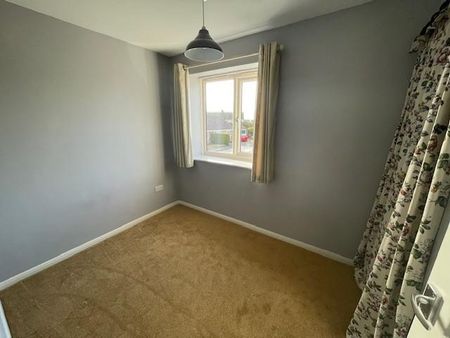 2 bedroom semi-detached house to rent - Photo 3
