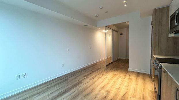 For Lease - 1195 The Queensway N/A Unit# 408, Toronto, Ontario - Photo 1