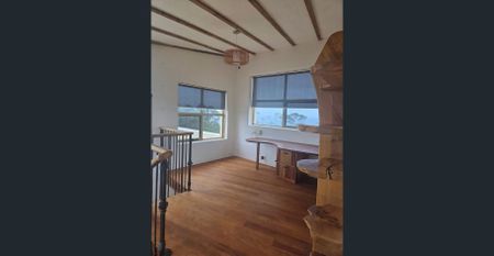 Oceanfront Masterpiece – Luxury Executive Living on 7 Acres - Photo 4