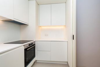 2 Bedroom Apartment with a view, Largo do Rato, Lisboa