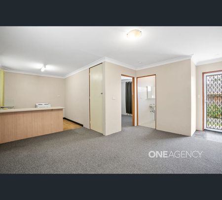 2/8 Pioneer Place, Nowra, NSW 2541 - Photo 2