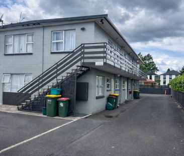 Tidy and spacious, this one-bedroom upstairs flat sits in a quiet b... - Photo 5