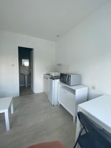 Appartement F1 (18 m²) à louer à ROUBAIX - Photo 4