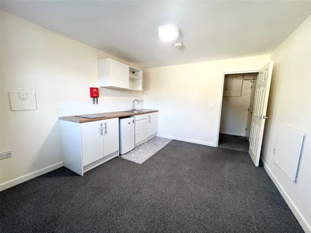 apartment to rent - Photo 2