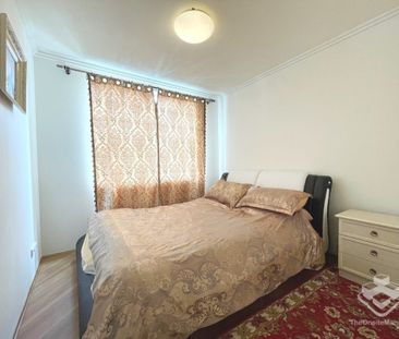 Fully Furnished 1-Bedroom Apartment in the Heart of South Brisbane - Photo 3