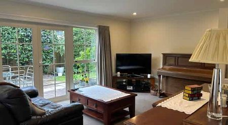 6a Elwyn Pl - Sunny townhouse in Avonhead - Photo 2