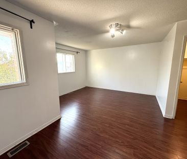 For Lease - 55 Ravenscliffe Court, Brampton, Ontario - Photo 3