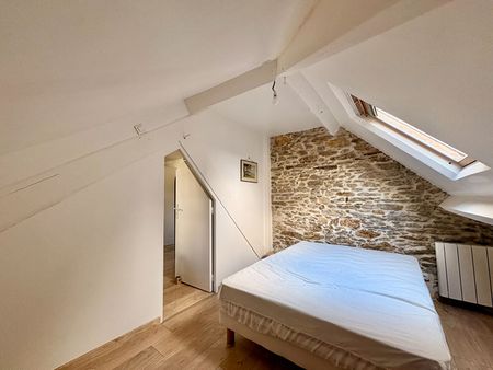 A LOUER - CHARMANT 3 PIECES DE 65,90m² AU COEUR DE VILLE - Photo 4