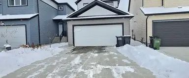 Welcome to this beautiful 3 bedroom main floor house for rent. | 15163 28 Street Northwest, Edmonton - Photo 1