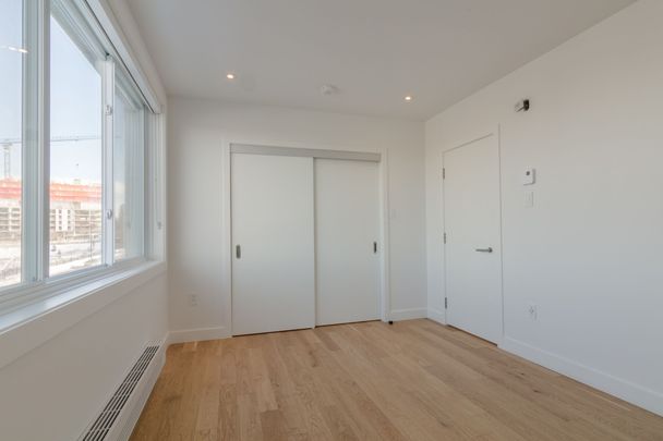 3014 Avenue Van Horne - Photo 1