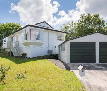 Spacious 3-Bedroom Home in Unsworth Heights - Photo 4