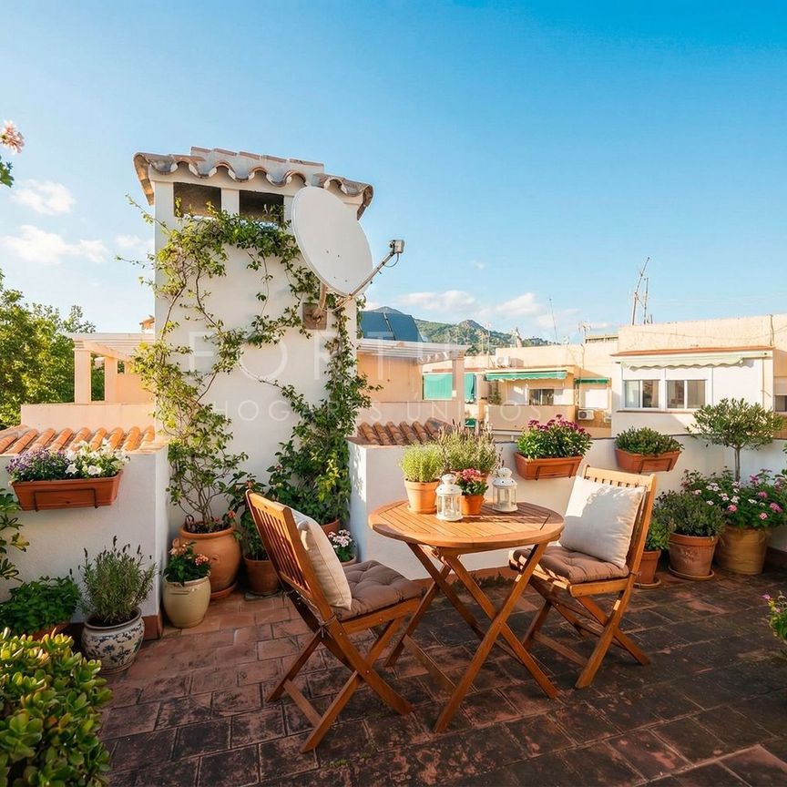 Alquiler de chalet pareado en Calle Octavio Picón, Málaga - Photo 1