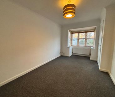 2 bedroom semi-detached house to rent - Photo 6