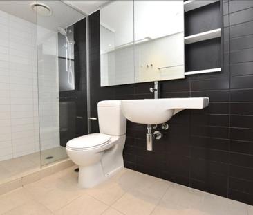 622/572 St Kilda Road - Photo 5