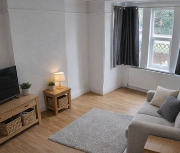 Room in a Shared House, New Bedford Road, LU3 - Photo 1