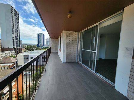 Renovated 2 bedroom unit - Photo 3