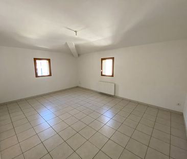 Location appartement 3 pièces, 67.27m², Castelnaudary - Photo 2