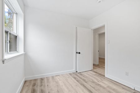 For Lease - 73 Trinnell Boulevard Unit# Main, Toronto, Ontario - Photo 5