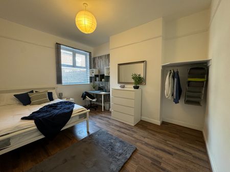 7 Bed Terraced House, Stalbridge Avenue, L18 - Photo 5