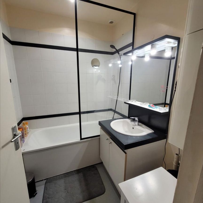 PONT DE L'ARCHE - Appartement T3 + garage - Photo 1