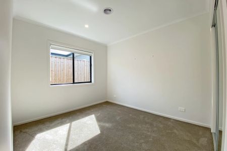 STUNNING FAMILY HOME - Photo 5