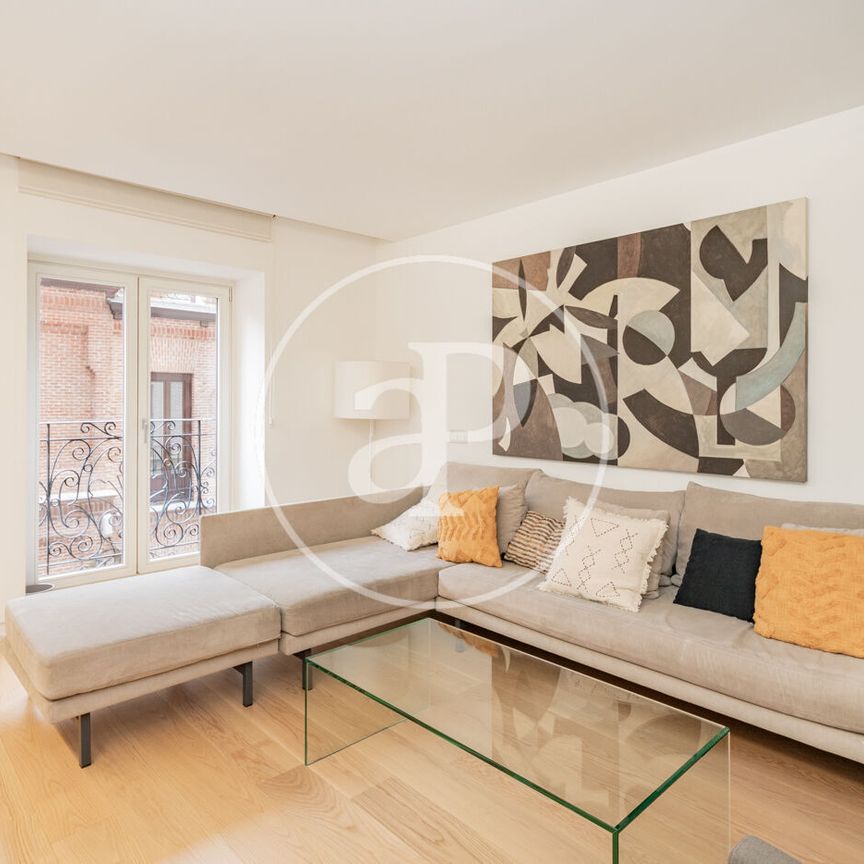 Flat for rent in Génova - Photo 1