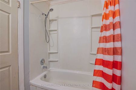 For Lease - 641A Silverbirch Road, Waterloo, Ontario - Photo 4