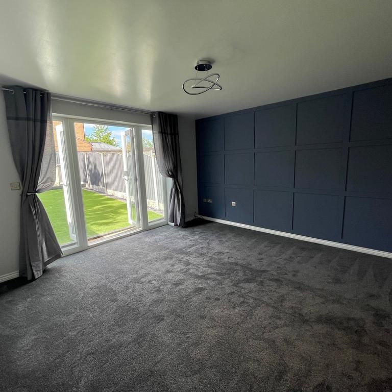 4 bedroom house to rent - Photo 1