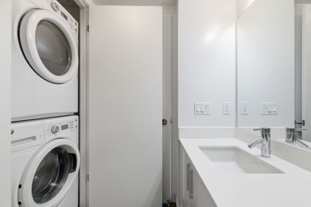 For Lease - 2212 Lake Shore Boulevard Unit# 3010, Toronto, Ontario - Photo 2