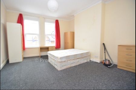 3 Bedroom Student Lets Leeds - Photo 4