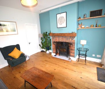 3 bedroom terraced house to rent - Photo 2