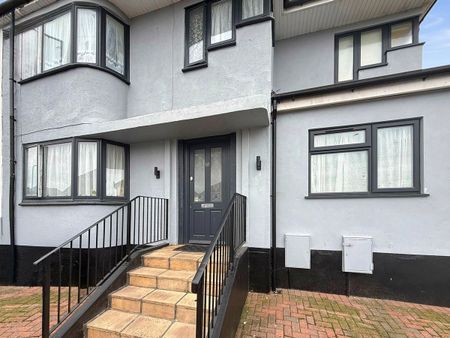 Rannock Avenue, London, NW9 - Photo 2