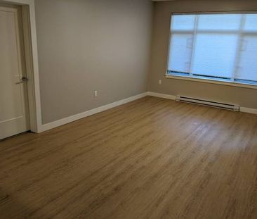 Beacon on the Park - 2 Bed, 2 Bath, and Beautiful Patio $2990 - Photo 1