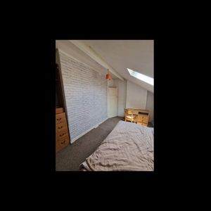 Room in a Shared House, Nowell Grove, LS9 - Photo 2