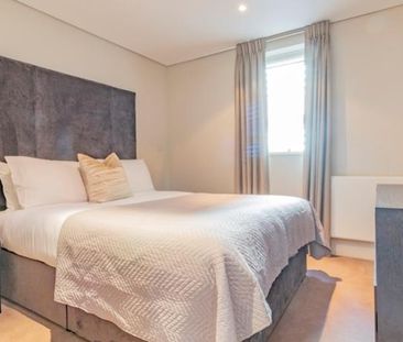 3 bedroom flat to rent - Photo 2