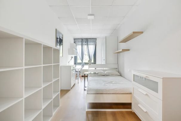 piazza udine, Milano, Lombardy 20100 - Photo 1