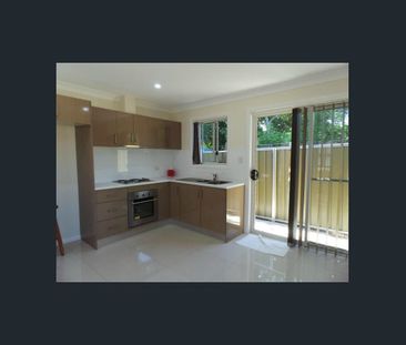 2 Bedroom Granny Flat - Walk to Station. Rent Includes Water. Solar... - Photo 2