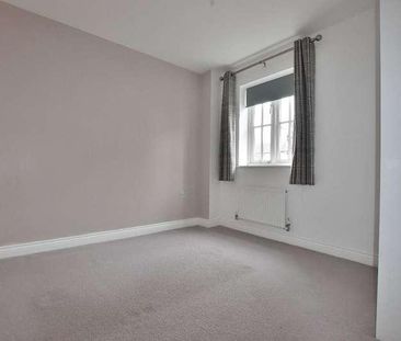 Weavers Close, Dunmow, CM6 - Photo 4