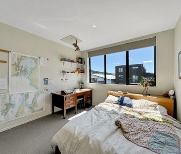 Welcome home to 12 Arney Street. - Photo 1