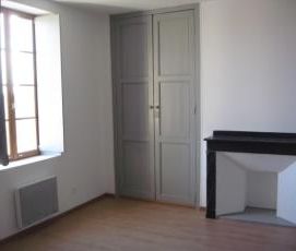 Location Appartement 1 pièce 46m² NARBONNE 11100 - Photo 2