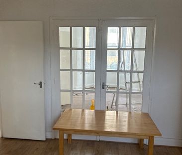 4 Bed Terraced House, Holbrook Road, E15 - Photo 4