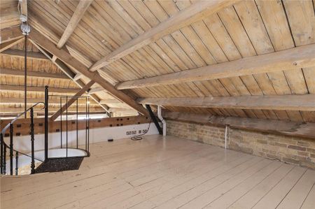 3 bedroom penthouse to rent - Photo 5