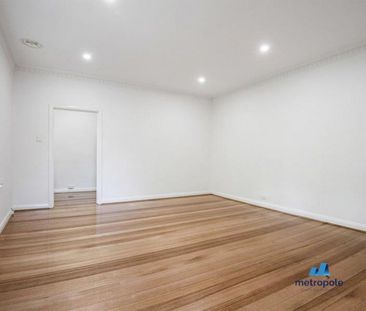 5/51 Bruce Street, TOORAK, VIC - Photo 3