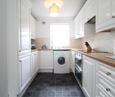 2 bedroom flat to rent - Photo 5