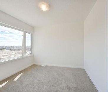 For Lease - 377 Provident Way, Hamilton, Ontario - Photo 4